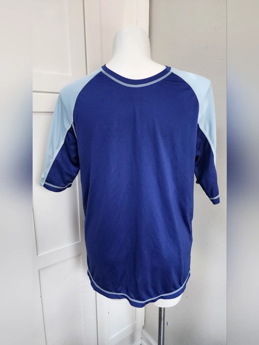 Islander Men's UV Protection Rash Guard - Picture 2 of 5